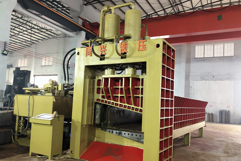 Q15 hydraulic guillotine shears